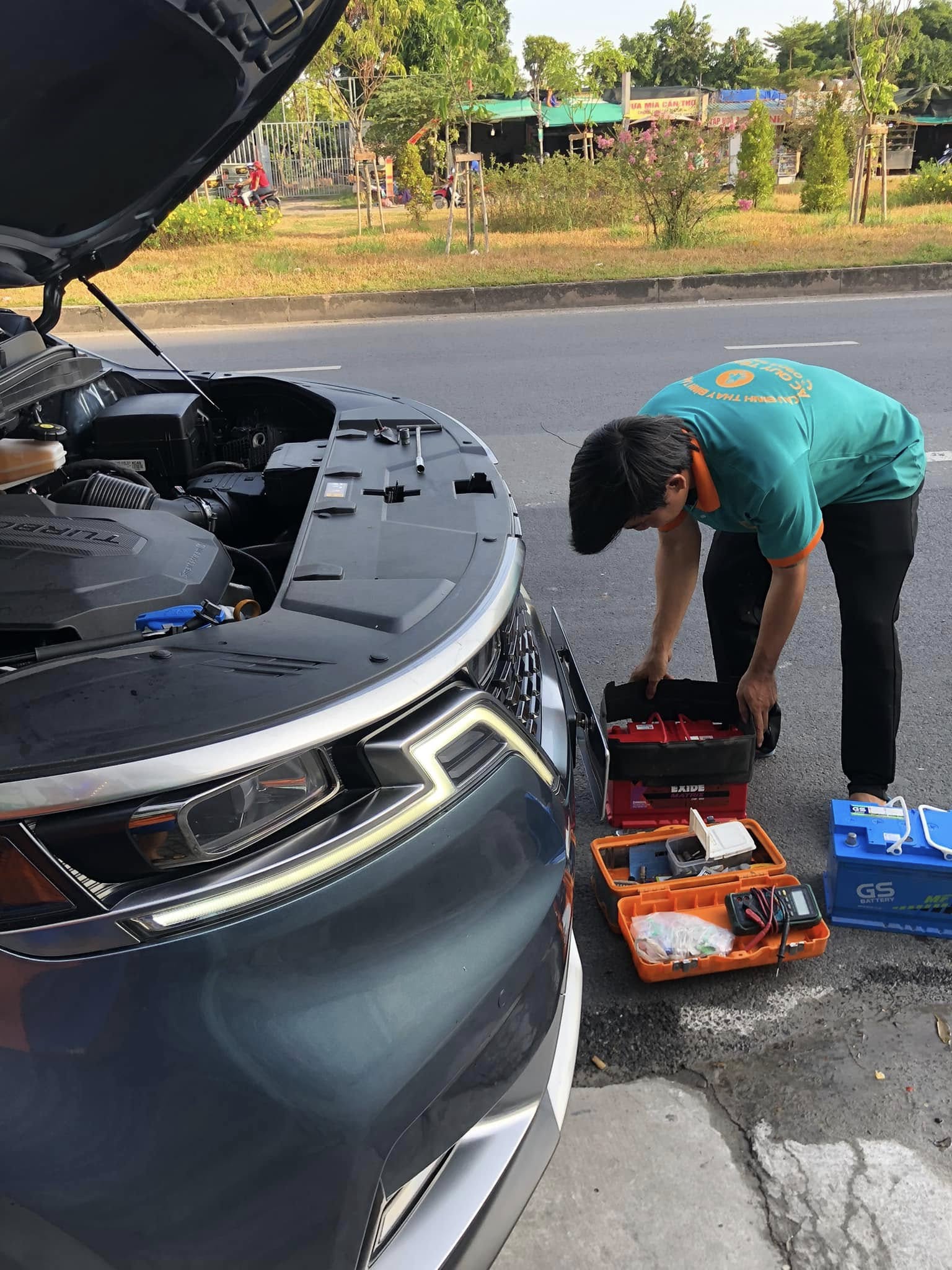 KHÔNG CẦN CHỜ ĐỢI LÂU - PHỤC VỤ TẬN NƠI - TƯ VẤN HỖ TRỢ NHIỆT TÌNH